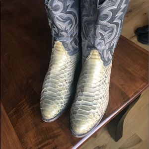 Tony Lama Cowboy boots